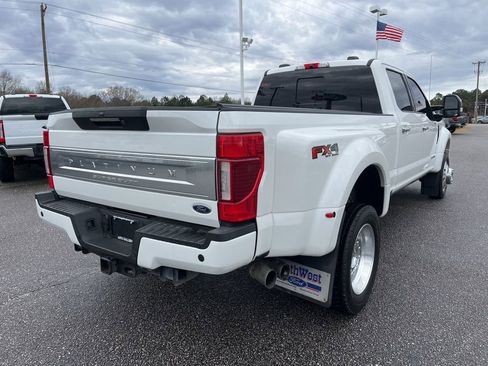Used 2021 Ford F450 Platinum w/ FX4 Off-Road Package image 5