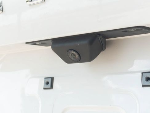Used 2022 Ford Escape SE w/ SE Sport Appearance Package FWD image 6