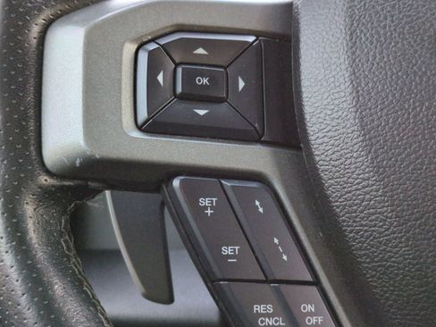 Used 2017 Ford F150 Raptor w/ Equipment Group 802A Luxury image 32