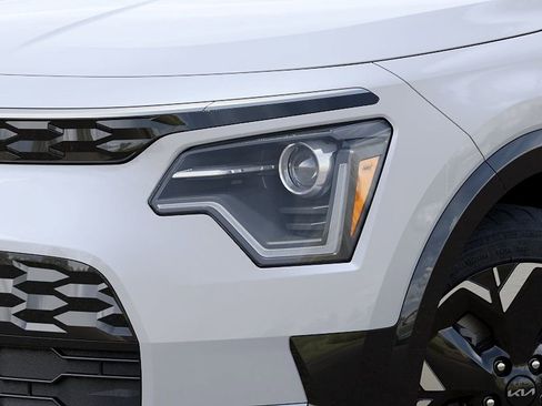 New 2026 Kia Niro Wind FWD image 10