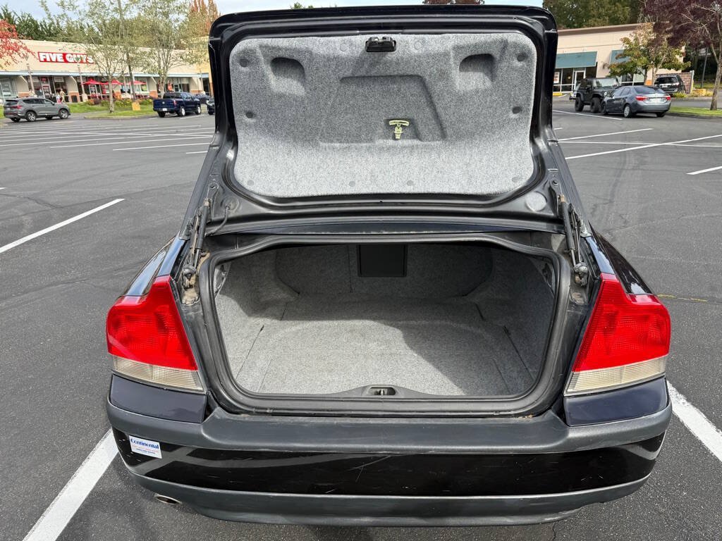 Used 2003 Volvo S60 2.5T AWD/4WD image 16