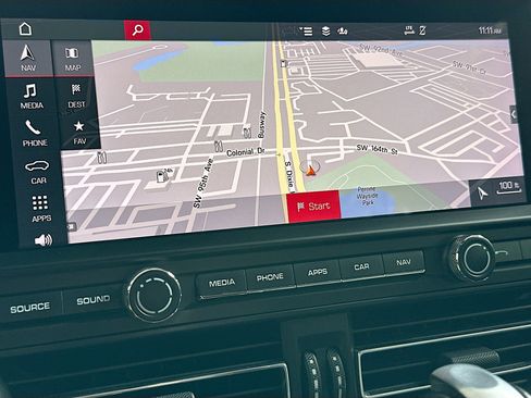 Used 2020 Porsche Macan S image 13