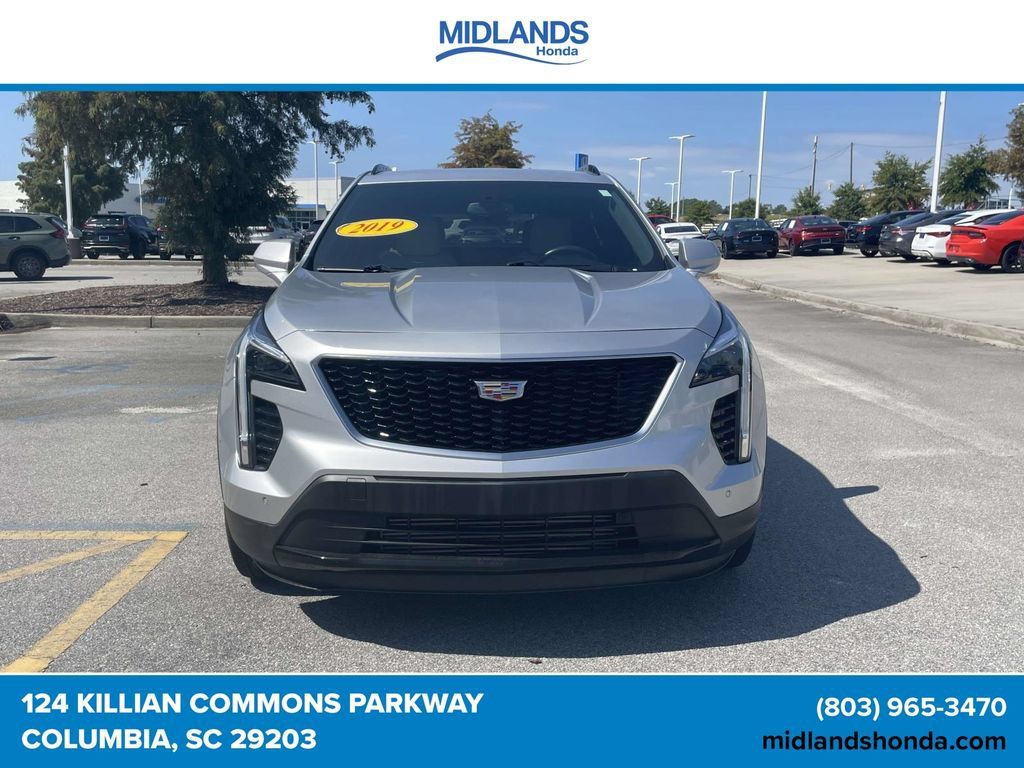 Used 2019 Cadillac XT4 Sport FWD image 2
