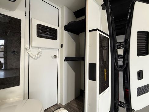 Used 2022 Mercedes-Benz Sprinter 3500 image 23