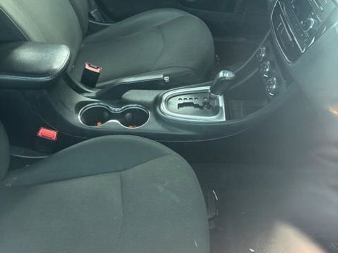 Used 2012 Chrysler 200 Touring image 10