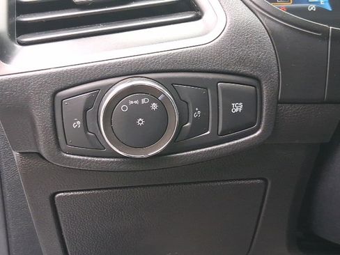 Used 2022 Ford Edge SEL image 15