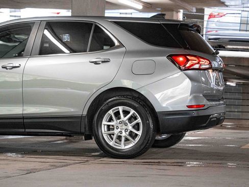 Used 2023 Chevrolet Equinox LT FWD image 4