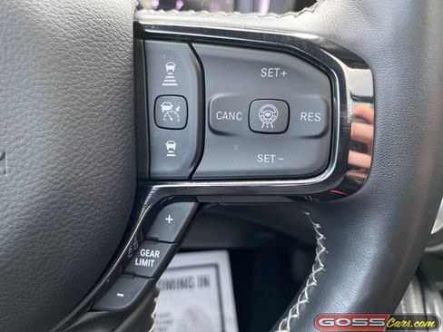 Used 2025 RAM 1500 Limited AWD/4WD image 21