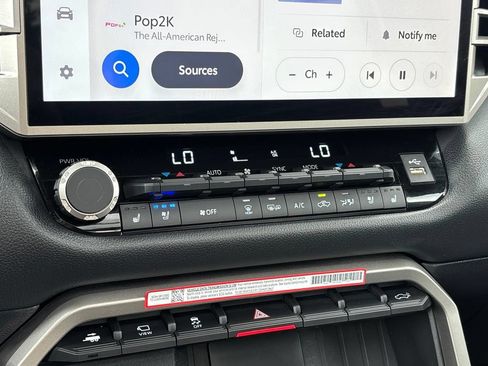 New 2026 Toyota Tundra Limited AWD/4WD image 22
