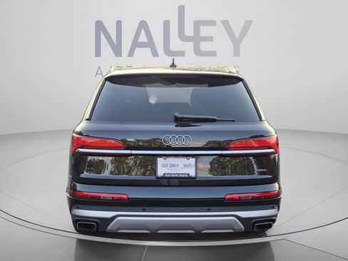 Used 2025 Audi Q7 3.0T Premium w/ Convenience Package AWD/4WD image 4