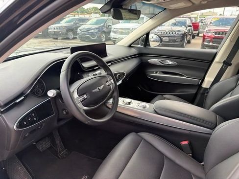 Used 2023 Genesis GV70 2.5T w/ Select Package AWD/4WD image 9