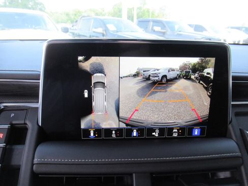 Used 2022 GMC Yukon SLT w/ SLT Luxury Package RWD image 31