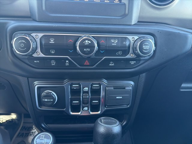 Used 2021 Jeep Gladiator Sport AWD/4WD image 15