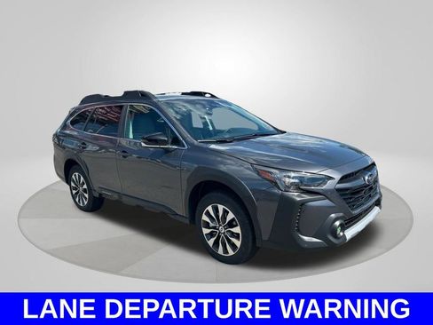 Certified 2025 Subaru Outback Limited image 3