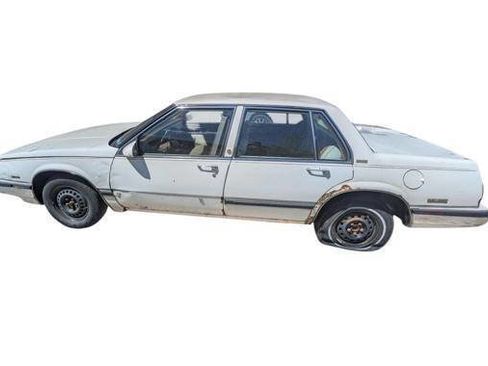 Used 1988 Buick Le Sabre Custom FWD image 2