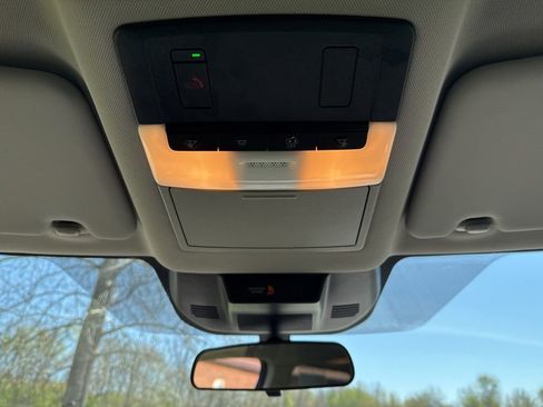 Used 2023 Nissan Rogue SV image 26