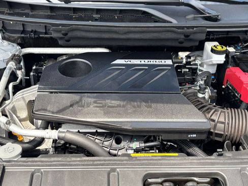 Used 2025 Nissan Rogue SV AWD/4WD image 30