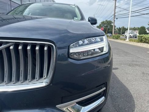 Certified 2023 Volvo XC90 B6 Plus AWD/4WD image 7