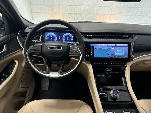 New 2026 Jeep Grand Cherokee L Limited image 23