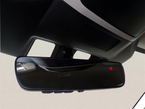 Used 2025 Subaru Outback Premium image 23