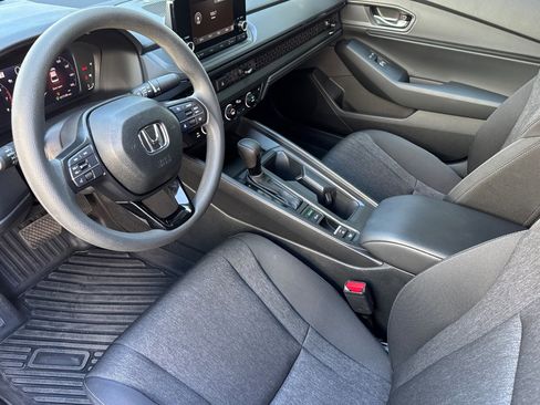 Used 2025 Honda Accord SE image 7
