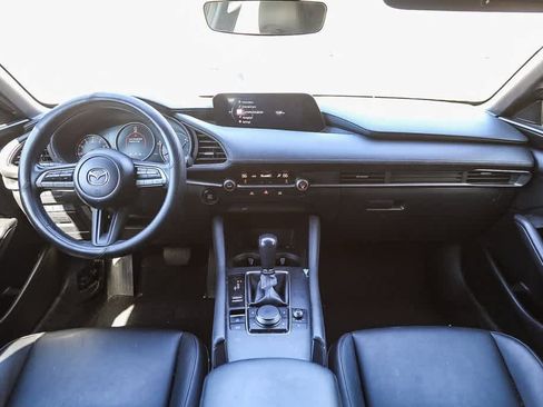 Used 2021 MAZDA MAZDA3 s image 11