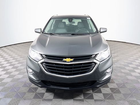 Used 2019 Chevrolet Equinox LT w/ Driver Convenience Package image 2