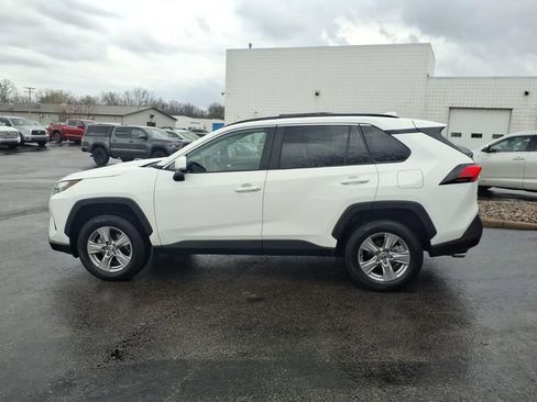 Certified 2025 Toyota RAV4 XLE AWD/4WD image 18