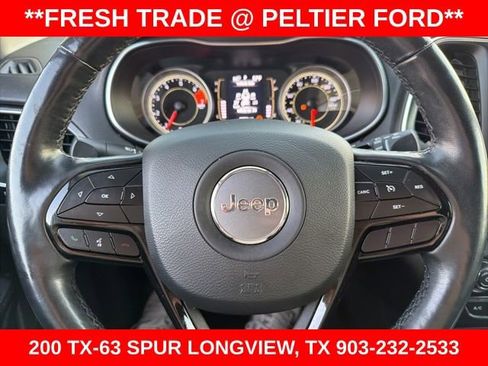 Used 2021 Jeep Cherokee Latitude Plus image 16