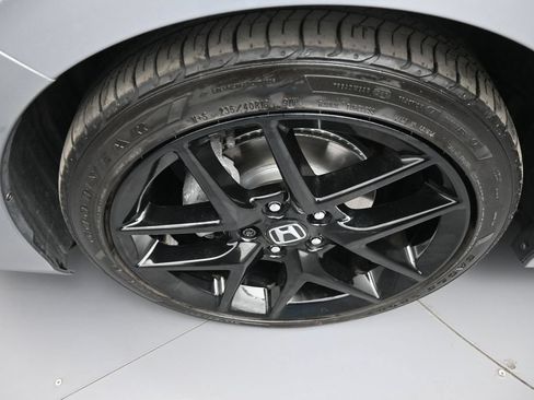 Certified 2024 Honda Civic Sport image 14