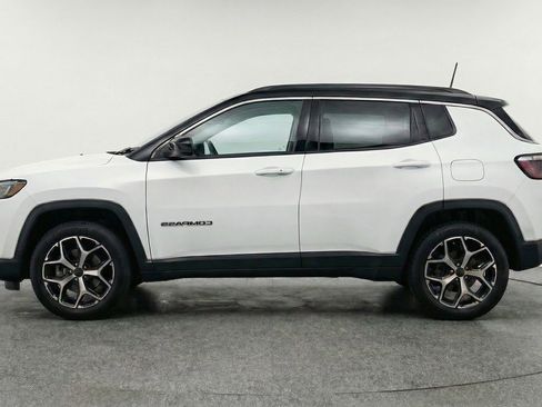 Used 2025 Jeep Compass Limited AWD/4WD image 5