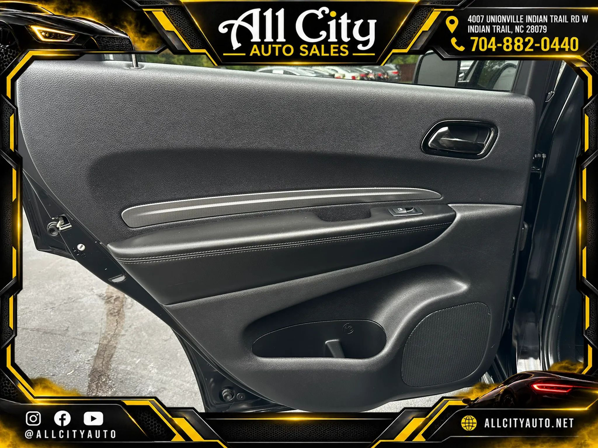 Used 2020 Dodge Durango GT w/ Blacktop Package RWD image 35