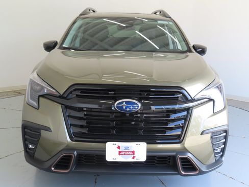 Used 2026 Subaru Ascent Limited Bronze AWD/4WD image 9