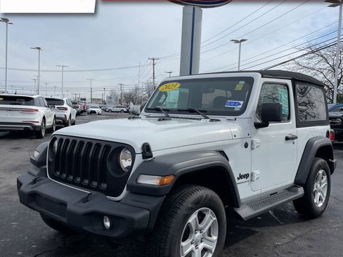 Used 2023 Jeep Wrangler Sport S image 1