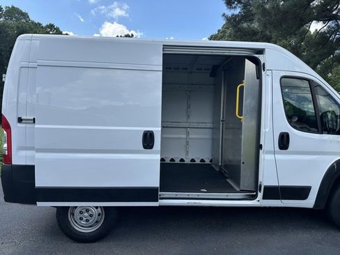 Used 2022 RAM ProMaster 1500 w/ Convenience Group image 11