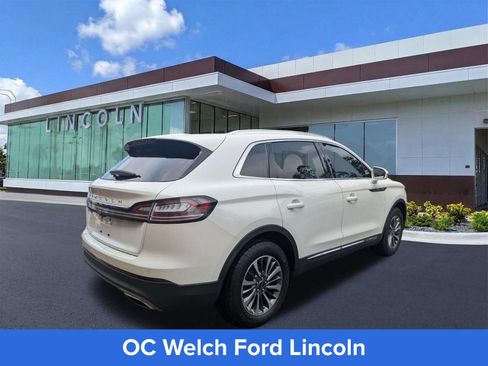 Certified 2022 Lincoln Nautilus FWD w/ Premium Package image 3