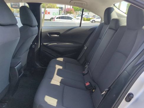 Used 2021 Toyota Corolla LE FWD image 24