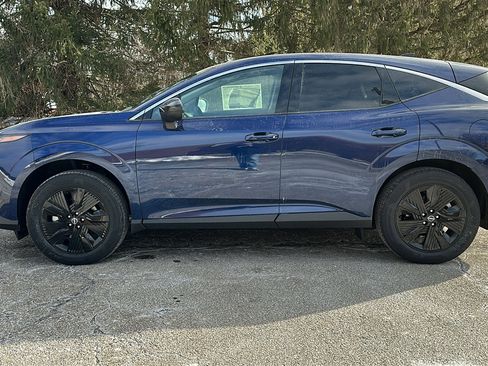 New 2025 Nissan Murano SV image 18