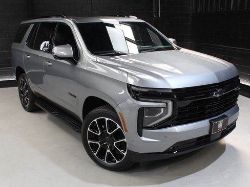 Used 2026 Chevrolet Tahoe RST w/ Comfort Package RWD image 8