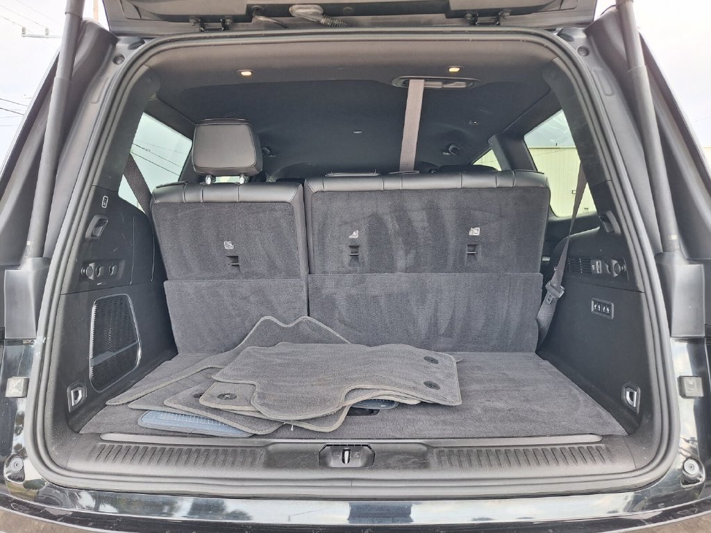 Used 2024 Jeep Wagoneer Series II w/ Flexible Seating Group RWD image 29