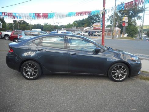 Used 2014 Dodge Dart SXT w/ Sun/Sound Group FWD image 9