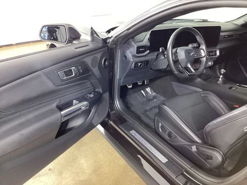 Used 2024 Ford Mustang GT Premium RWD image 10