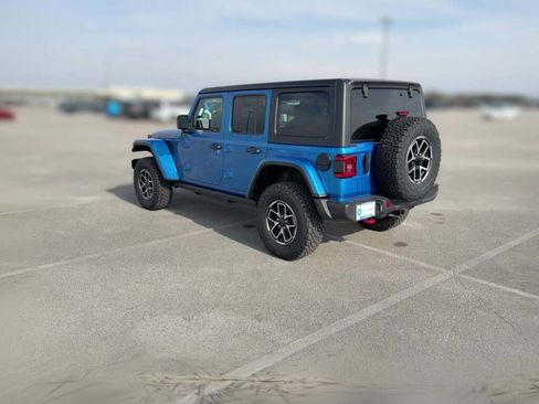 New 2025 Jeep Wrangler Unlimited Rubicon image 8