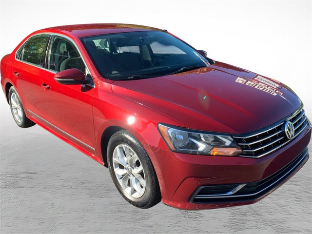 Used 2016 Volkswagen Passat 1.8T S FWD image 7
