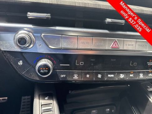 Used 2024 Kia Telluride SX Prestige image 33