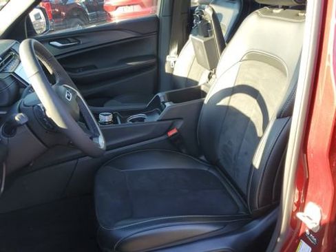 Certified 2024 Jeep Grand Cherokee L Laredo image 20