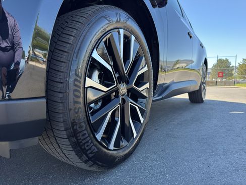 Certified 2026 Toyota bZ AWD/4WD image 23