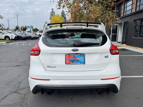 Used 2017 Ford Focus RS AWD/4WD image 4