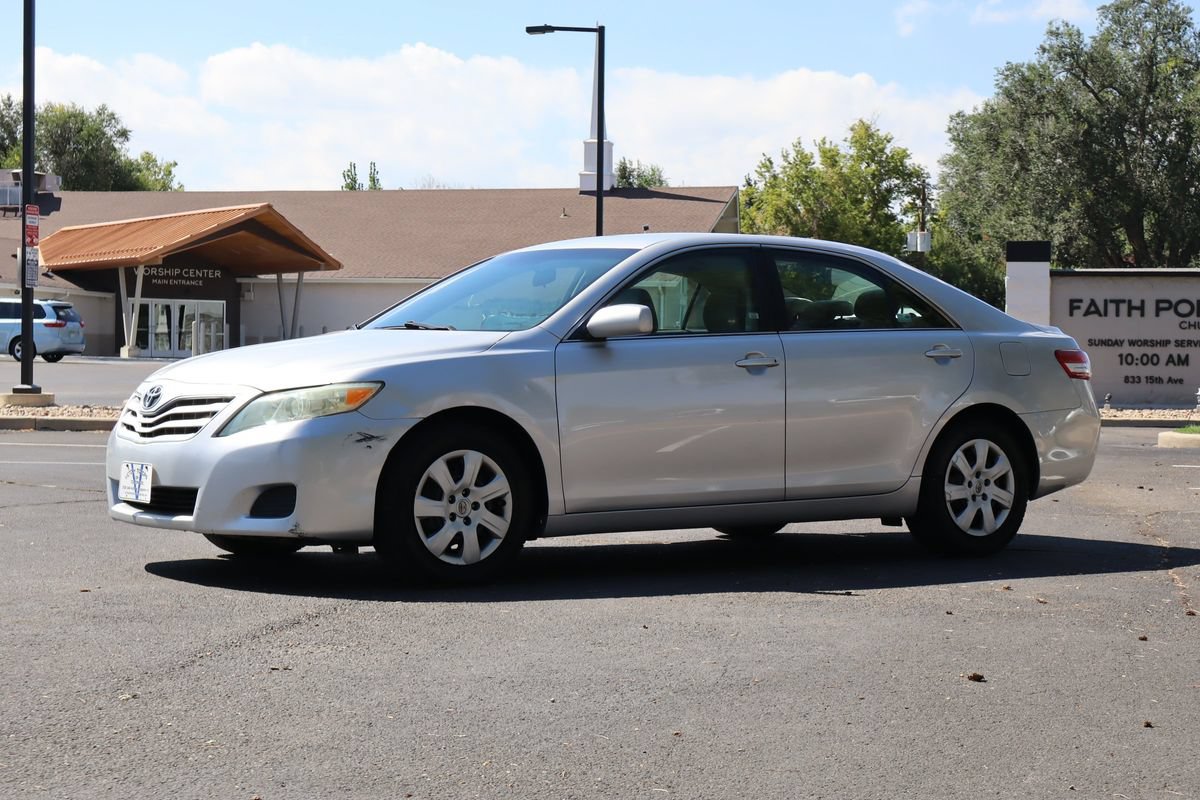 Used 2010 Toyota Camry FWD image 11
