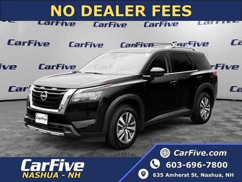 Used 2025 Nissan Pathfinder SL AWD/4WD image 1